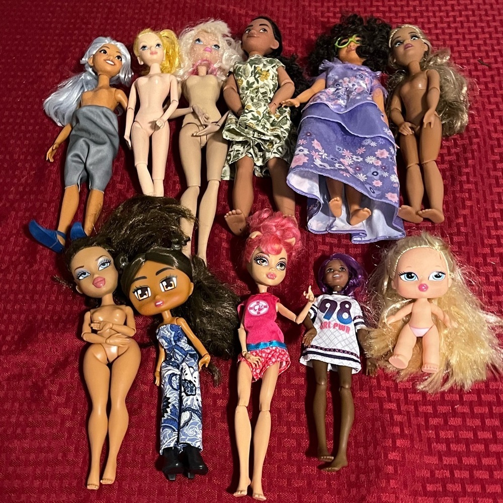 🎁 EUC 11 Dolls, Disney, Barbie, Clone Dolls & More